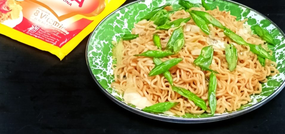 Mie Goreng Buncis Bakso