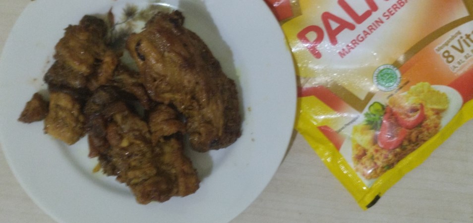 Ayam Lemak Lada Hitam