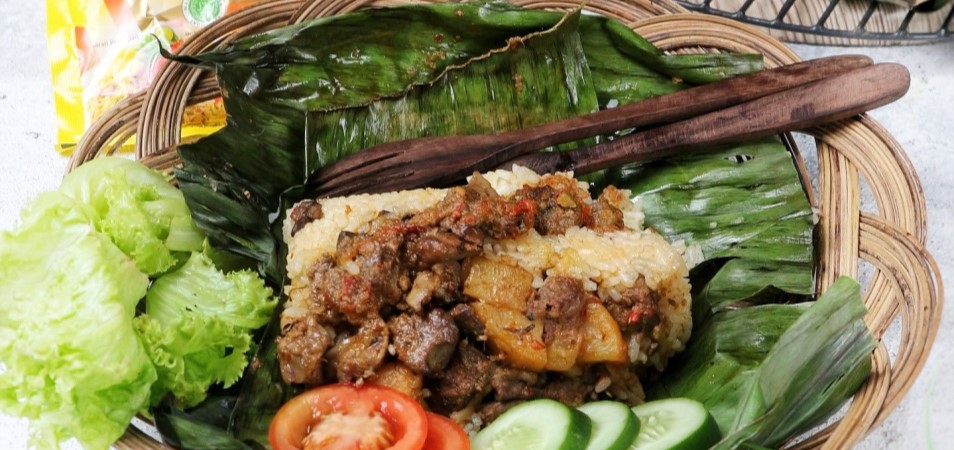 Nasi Bakar Sambal Goreng Kentang Hati Palmia