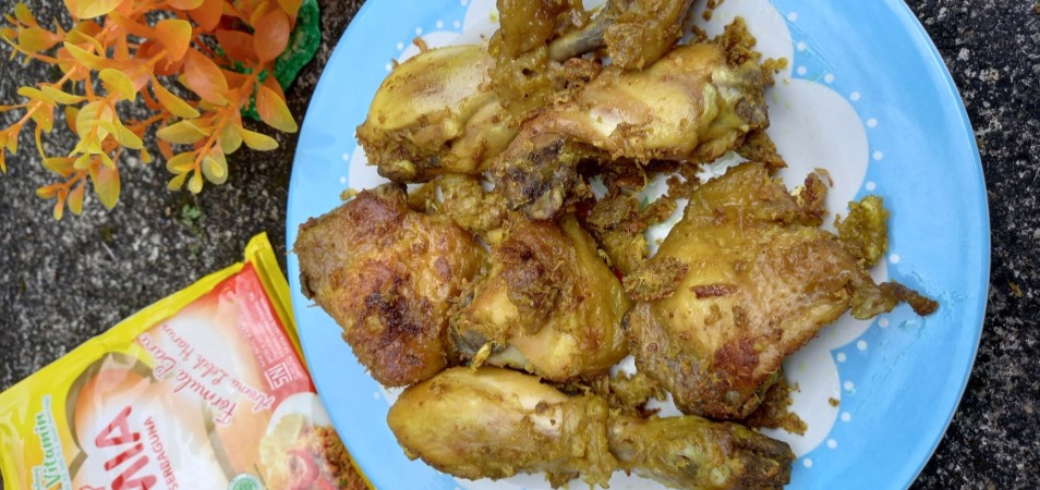 Ayam Goreng Telur