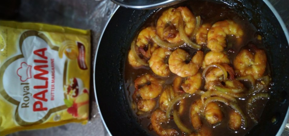 Udang saus mentega