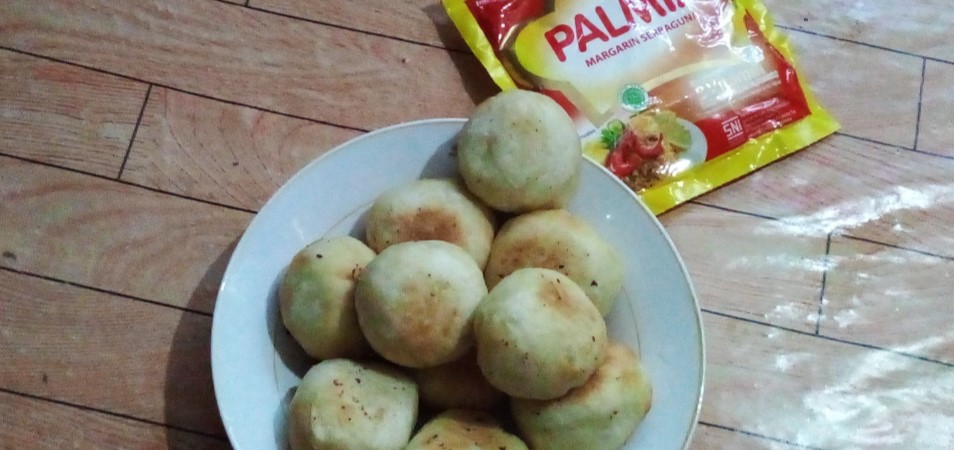 Roti Isi Kelapa Empuk Tanpa Telur