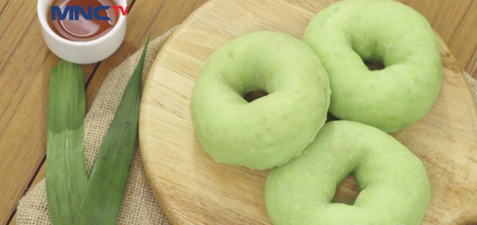 PANDAN GLAZED DONUTS