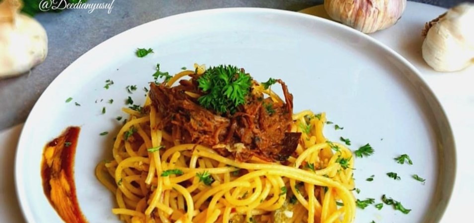 Aglio Olio dengan Daging Sapi Suwir