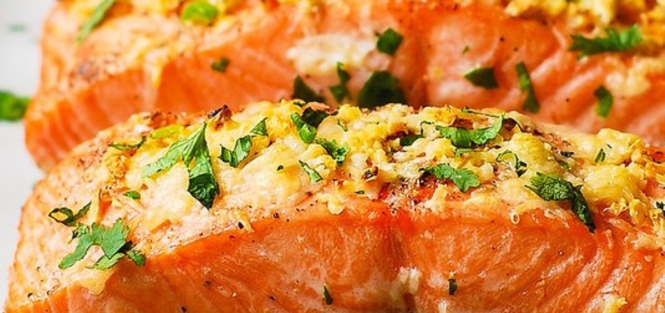 Crispy Salmon Garlic Parmesan