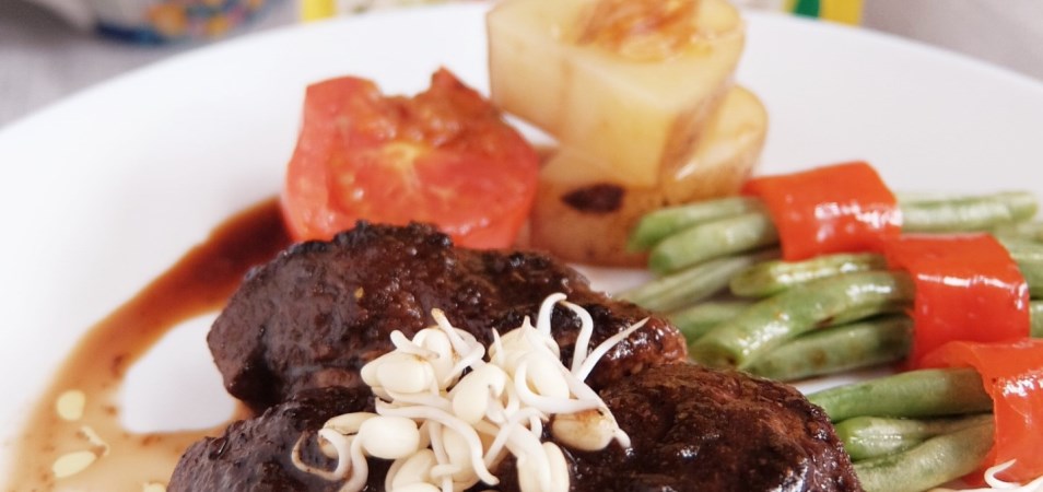 Rawon Beef Steak