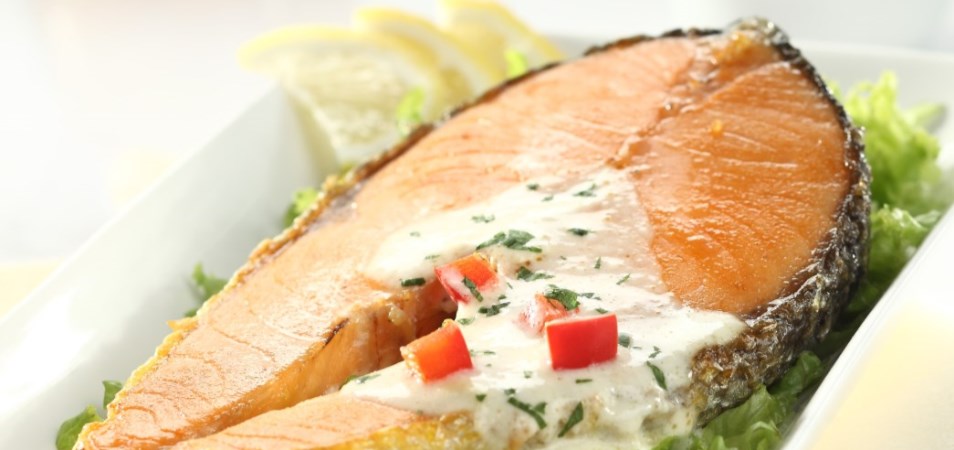 SALMON WHITE SAUCE