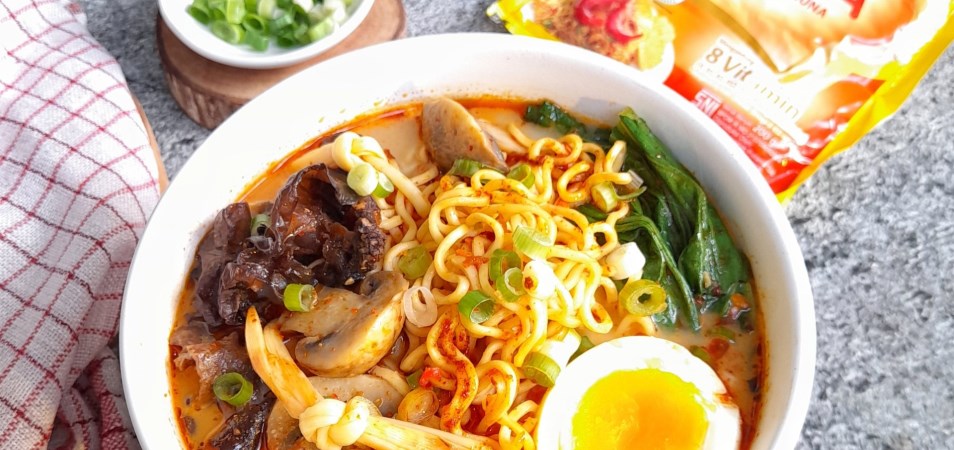 Mie Jamur Kuah Santan Pedas