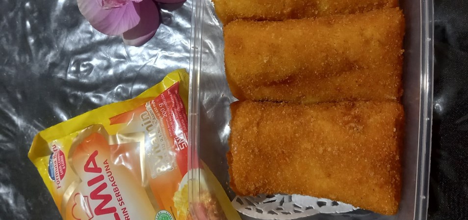 Risol Mayo Daging Asap Pedas