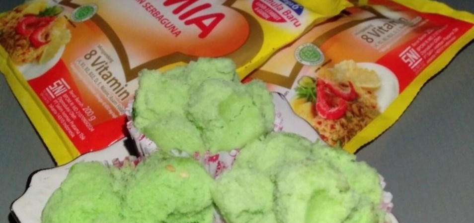 Bolu Kukus Pandan Mekar