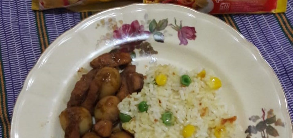 Nasi Margarin Palmia dan Ayam Tumis