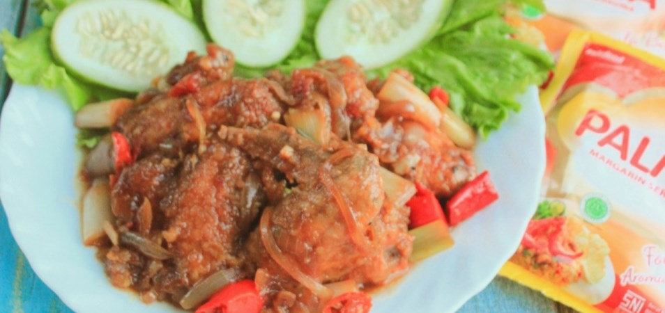 Sayap goreng tepung saus mentega