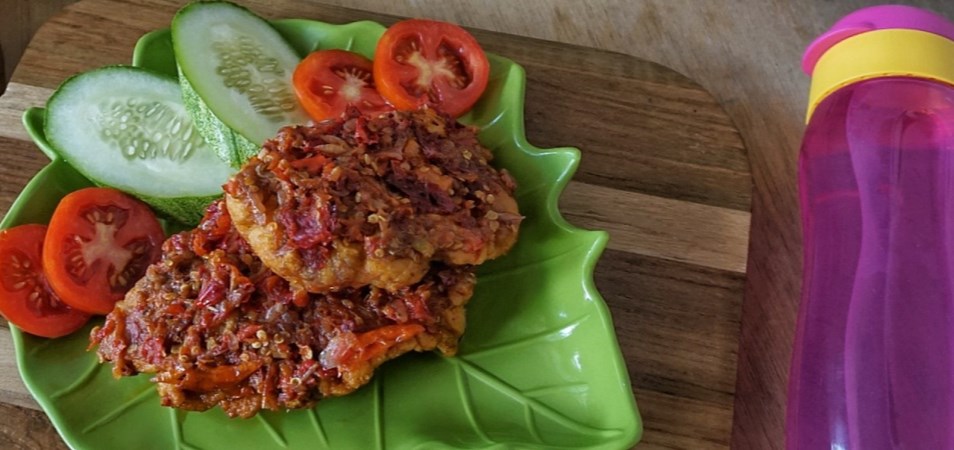 Ayam Geprek Sambal Terasi