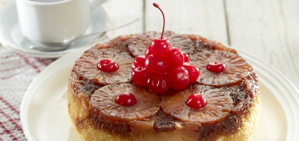 PINEAPPLE UPSIDE DOWN CAKE