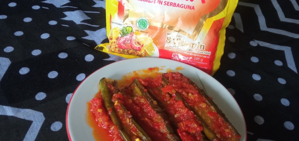 Balado Terong Belah