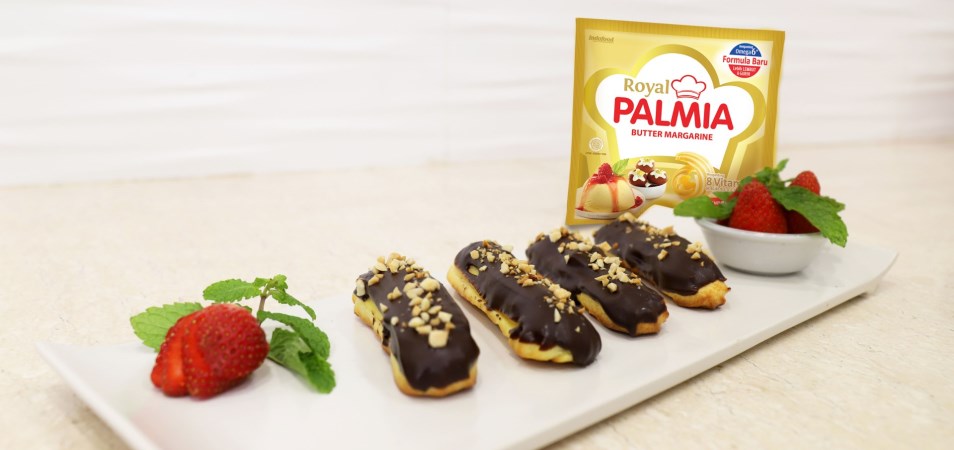 Chocolate Eclairs Palmia