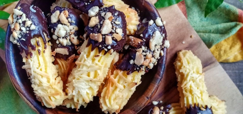 Sweet Cheesy Choco Cookies