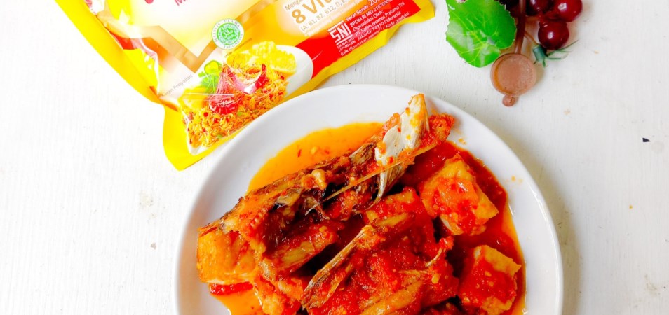 Sambalado Ikan Asin Jambal Tahu