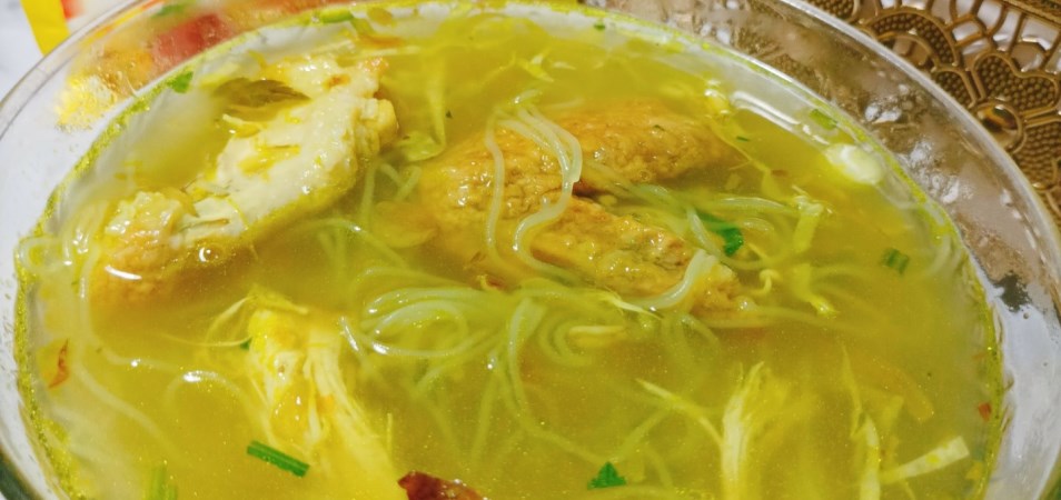 Soto Ayam Kuah Bening