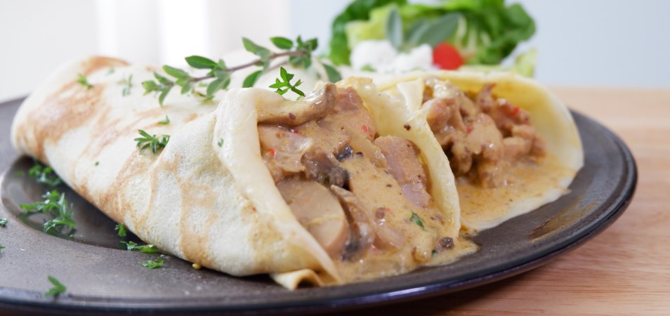 CHICKEN & MUSHROOM CURRY CREPES