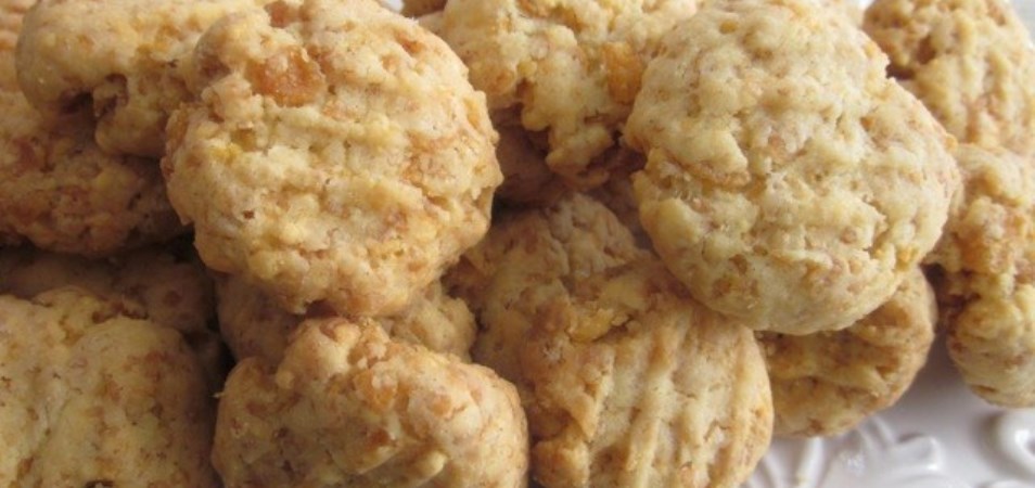 Crunchy Cheese Cornflakes Cookies