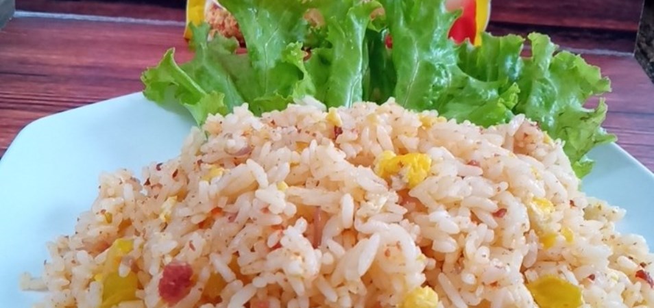 Nasi Goreng Kornet