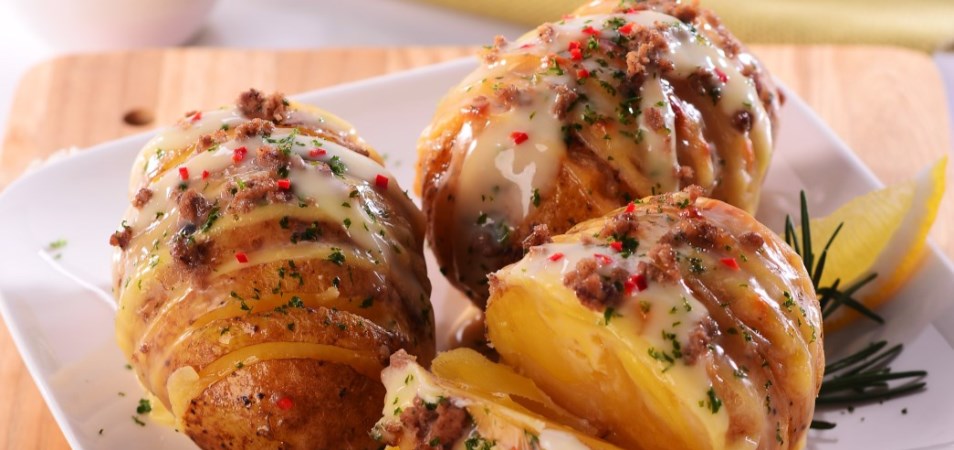 BAKED CHEESE POTATOES
