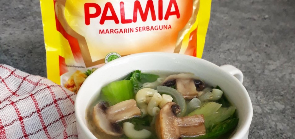 Sup Makaroni Jamur Pokcoy