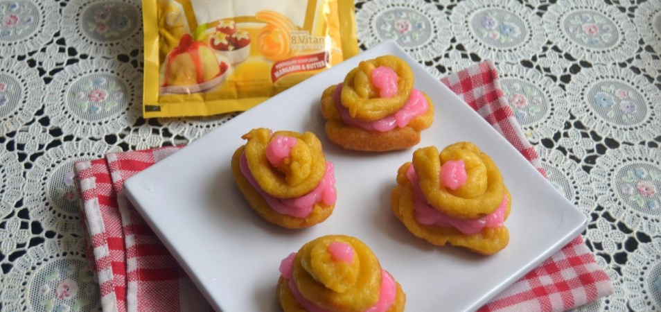 Kue Soes Vla Kelapa Muda