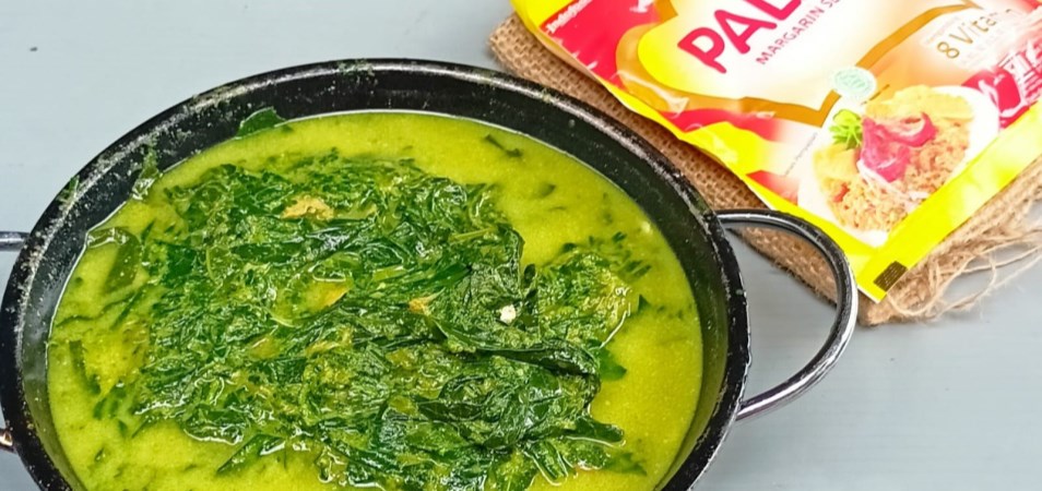 Gulai Kuning Daun Singkong