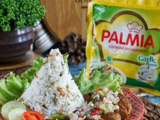 Nasi liwet Daun jeruk dan Tempe Panggang Sambal Matah