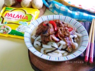 Udon With Beef And Mushroom