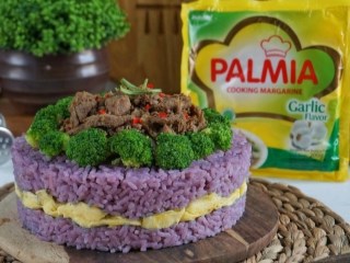 Nasi Cake Ubi Ungu dan Daging Bumbu Serai