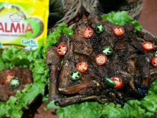 Ayam Bekakak ala PALMIA GARLIC