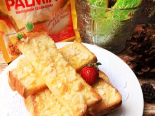 Bagelen Almond Keju Pandan Roti Tawar