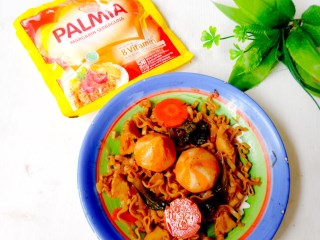 Mie Goreng Dumpling Pakcoy