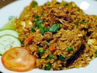 Kwetiaw Bakso Goreng