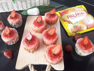 Strawberry Mini Cheese Cake