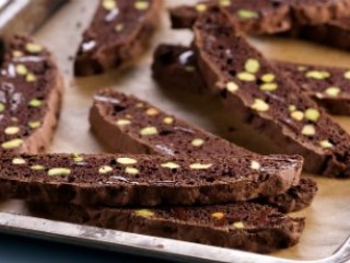 Biscoti Coklat