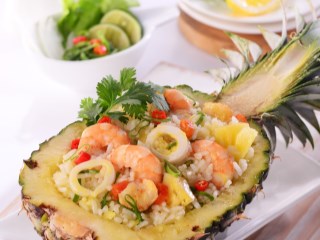 SEAFOOD FRIED RICE