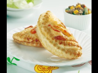 BEEF CURRY PUFF