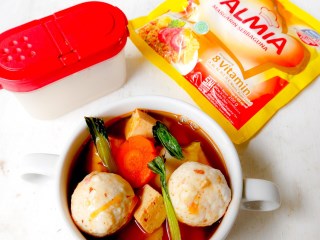 Tomyam Bakso Udang Pakcoy