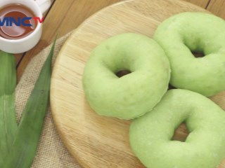 PANDAN GLAZED DONUTS