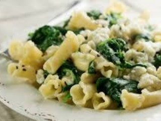 Macaroni Spinach Sauce