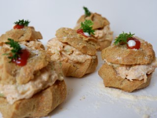 SPICY CHICKEN MAYO CHOUX