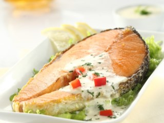 SALMON WHITE SAUCE