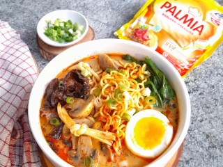 Mie Jamur Kuah Santan Pedas