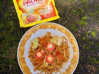 Mie Goreng Sawi Telur Twister