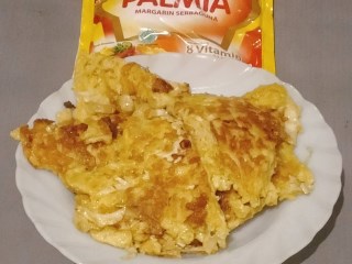 Telur Dadar Kol Udang Kering