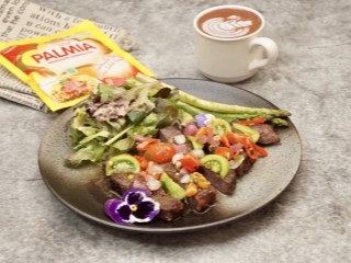 Rib Eye Steak dengan Sambal Dabu-dabu